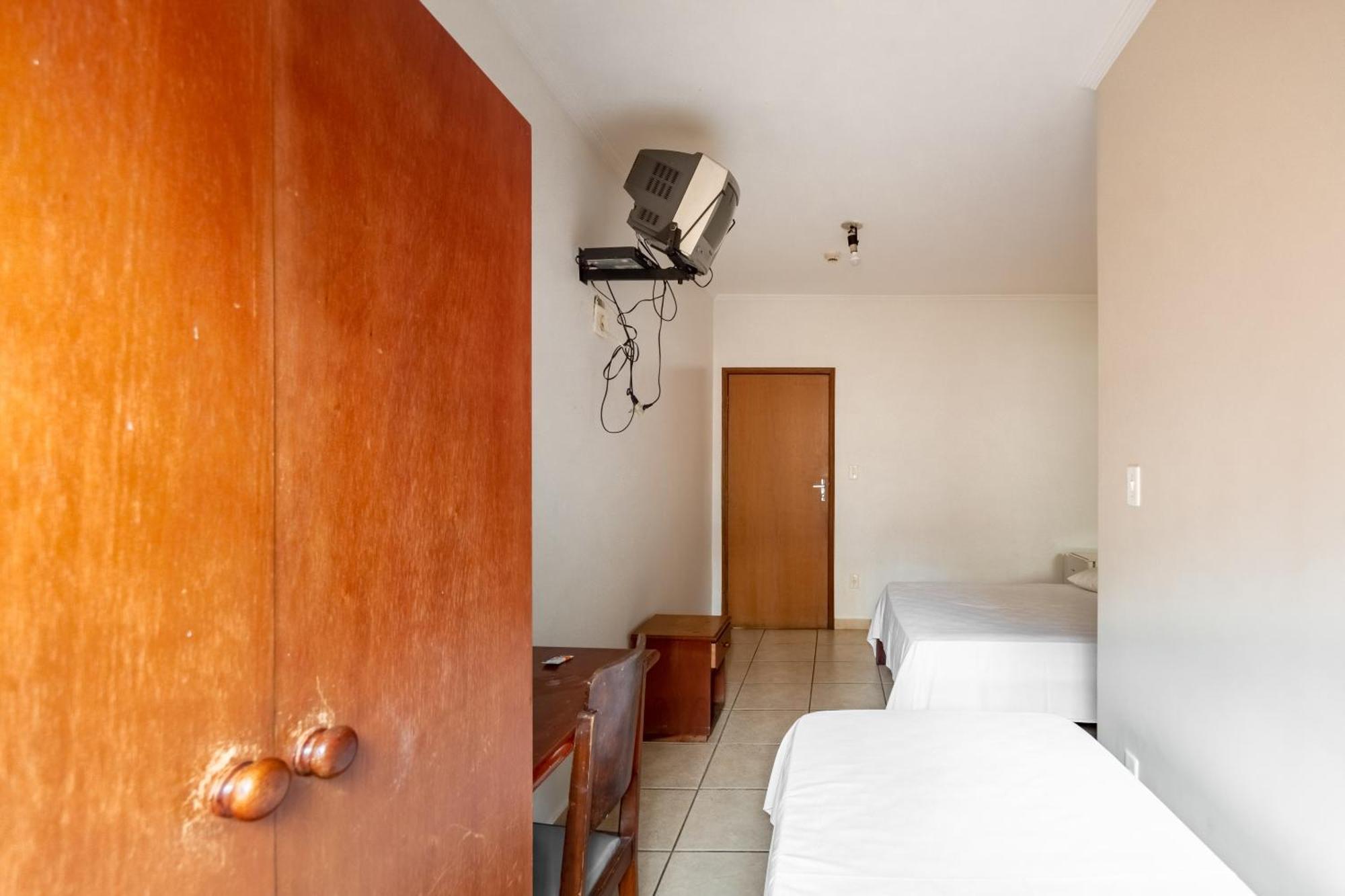 Oyo Hotel Vila Rica, 리베이라오프레토 외부 사진